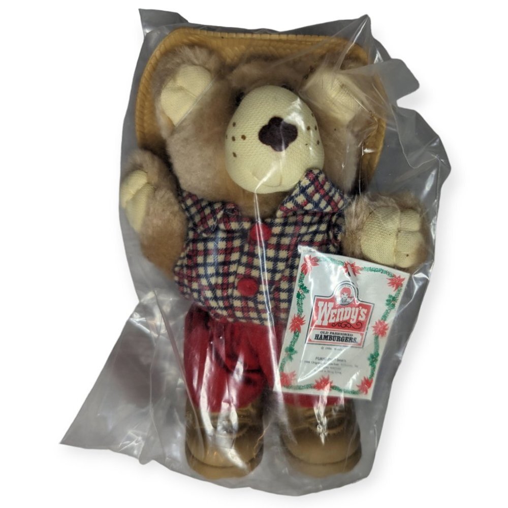 Vintage 1986 Wendy's Boone Furskins Bear NWT